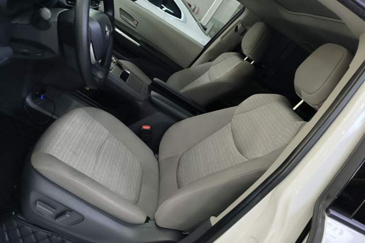 Used Toyota SIENNA 2023 2.5L Hybrid Comfort Edition Left Front Seat