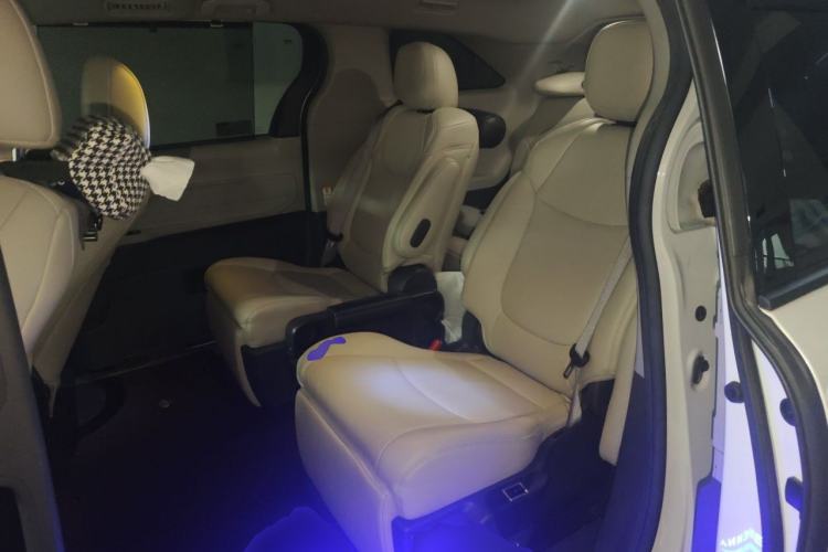 Used Toyota SIENNA 2023 2.5L Hybrid Comfort Edition Left Rear Seat