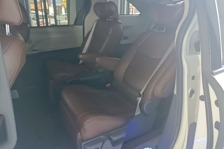 Used Toyota SIENNA 2023 2.5L Hybrid Comfort Edition Left Rear Seat