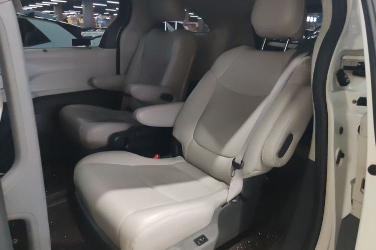 Used Toyota SIENNA 2023 2.5L Hybrid Comfort Edition Left Rear Seat
