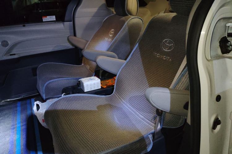 Used Toyota SIENNA 2023 2.5L Hybrid Comfort Edition Left Rear Seat
