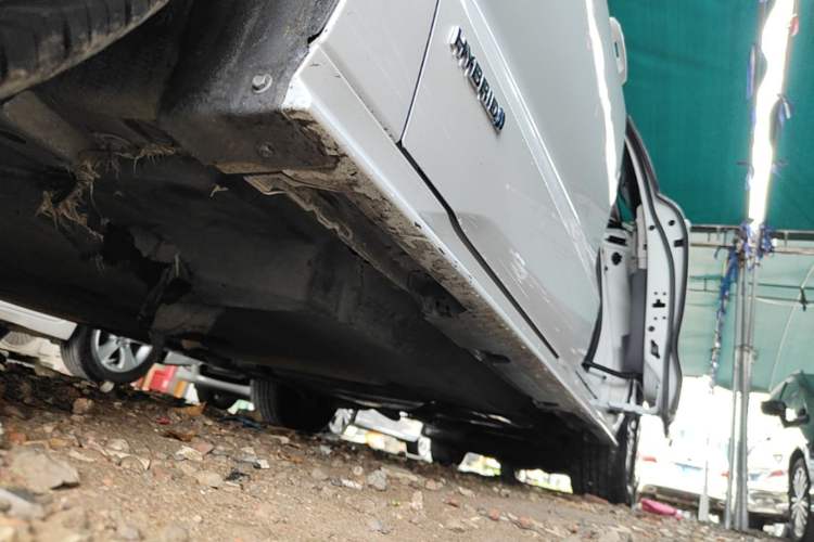 Used Toyota SIENNA 2023 2.5L Hybrid Comfort Edition Left Side Sill