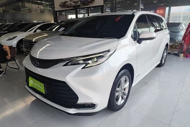 Used Toyota SIENNA 2023 2.5L Hybrid Comfort Edition
