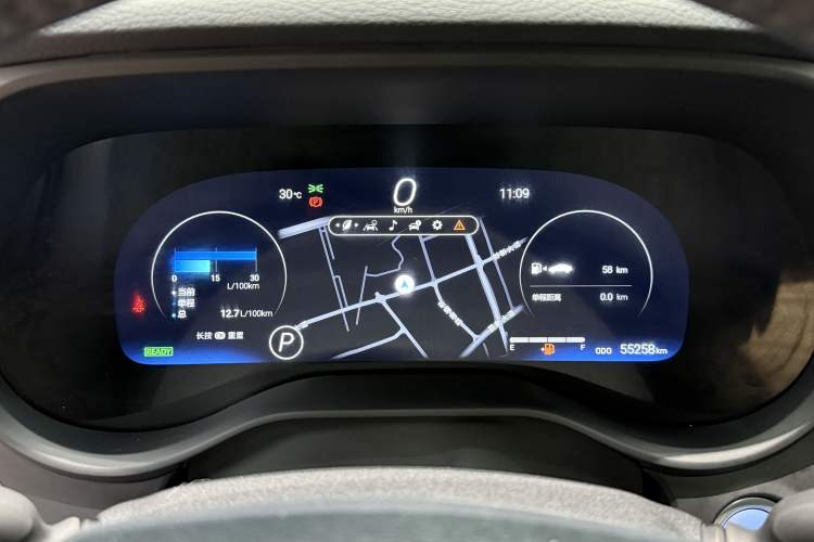Used Toyota SIENNA 2023 2.5L Hybrid Platinum Edition Odometer Close Up
