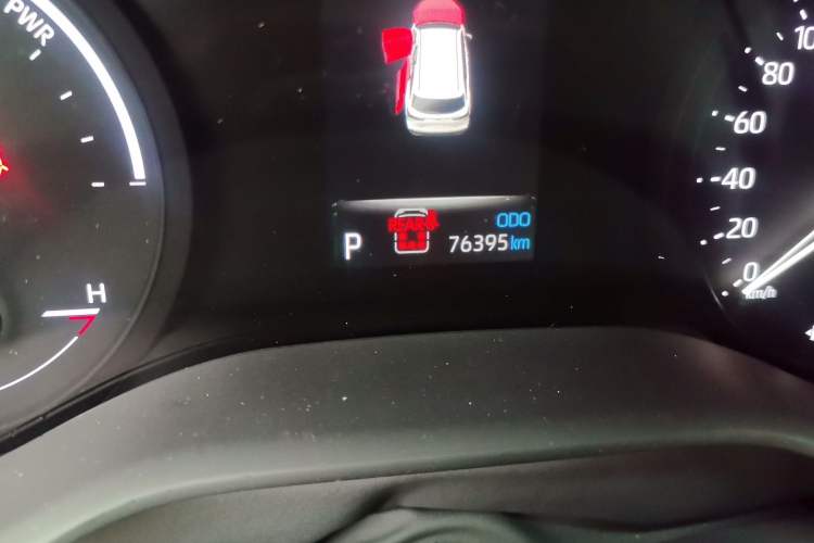 Used Toyota SIENNA 2023 2.5L Hybrid Comfort Edition Odometer Close Up