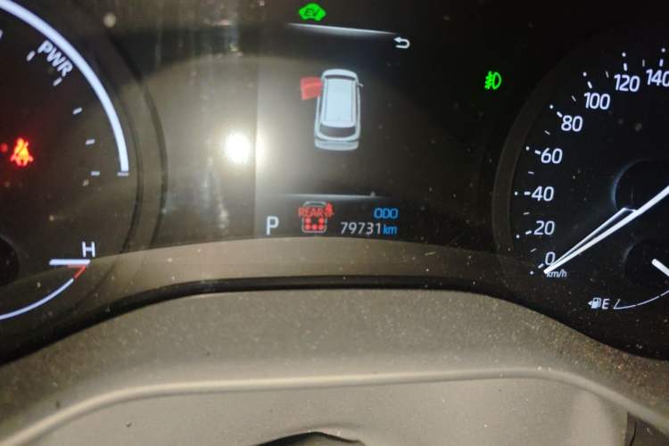 Used Toyota SIENNA 2023 2.5L Hybrid Comfort Edition Odometer Close Up
