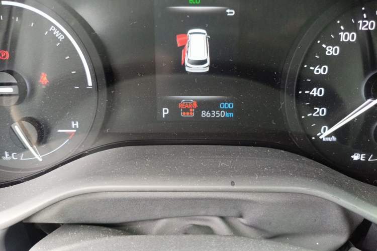 Used Toyota SIENNA 2023 2.5L Hybrid Comfort Edition Odometer Close Up