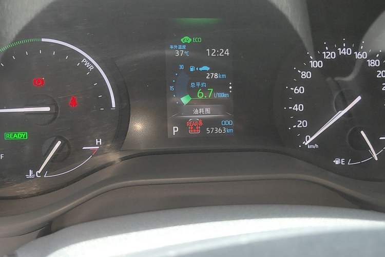 Used Toyota SIENNA 2023 2.5L Hybrid Deluxe Edition Odometer Close Up