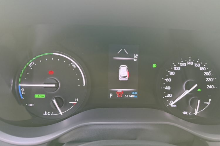Used Toyota SIENNA 2023 2.5L Hybrid Deluxe Edition Odometer Close Up