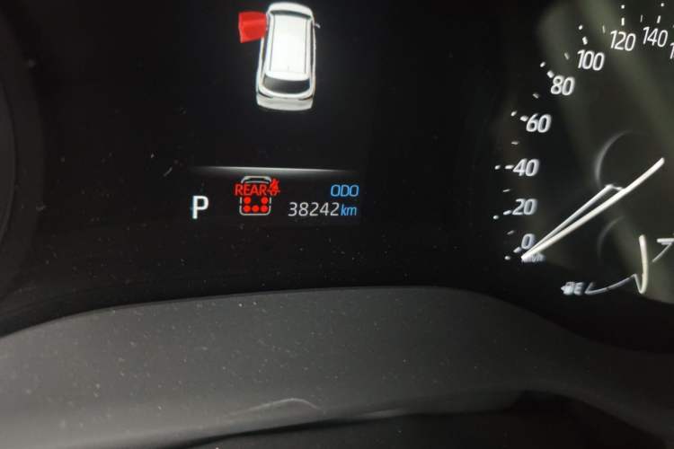 Used Toyota SIENNA 2023 2.5L Hybrid Comfort Edition Odometer Close Up