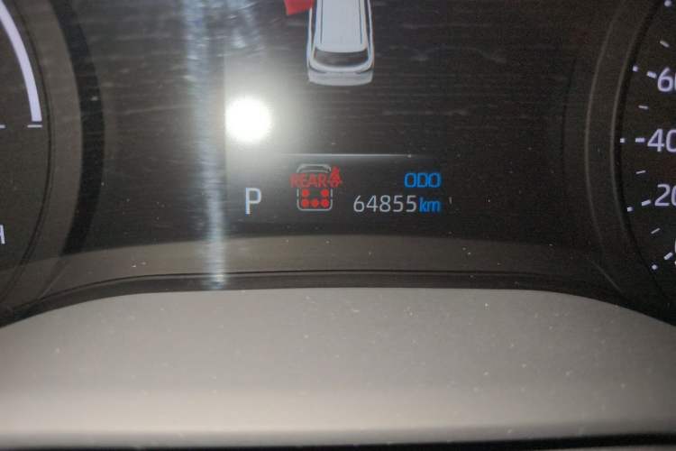 Used Toyota SIENNA 2023 2.5L Hybrid Comfort Edition Odometer Close Up