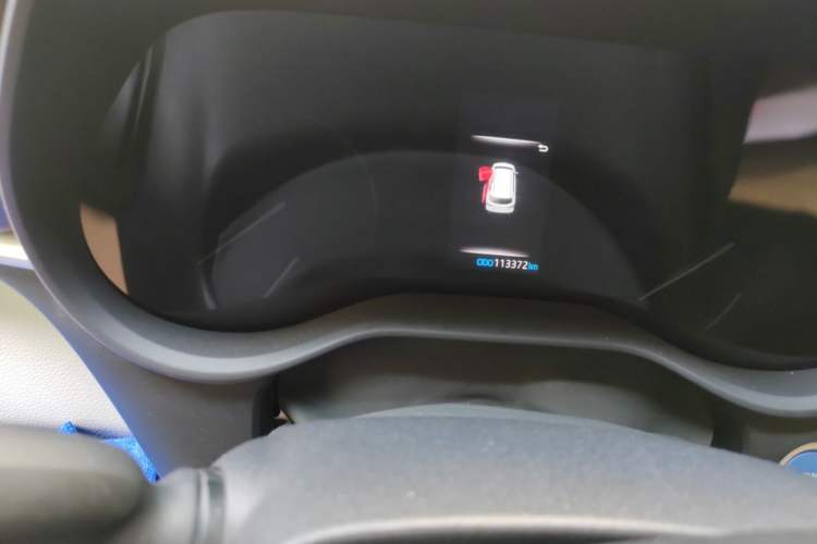Used Toyota SIENNA 2023 2.5L Hybrid Comfort Edition Odometer Close Up