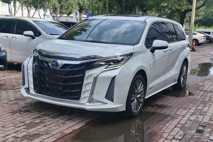 Used Toyota SIENNA 2023 2.5L Hybrid Comfort Edition Guazi used car, China used car export, Used car for sale, Used  cars, Cheapest cars for sale