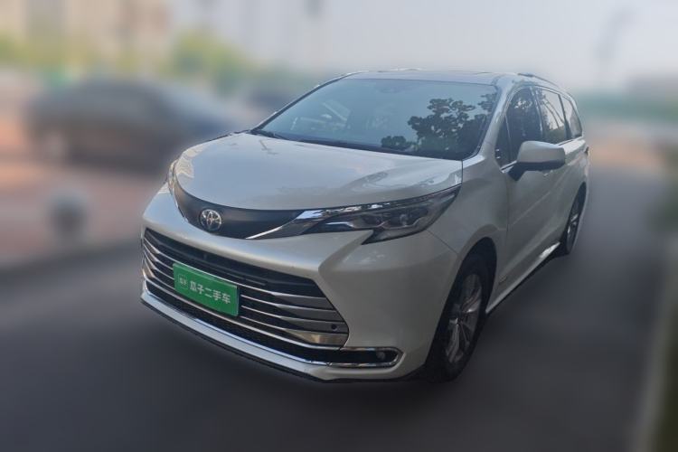 Used Toyota SIENNA 2023 2.5L Hybrid Comfort Edition Guazi used car, China used car export, Used car for sale, Used  cars, Cheapest cars for sale