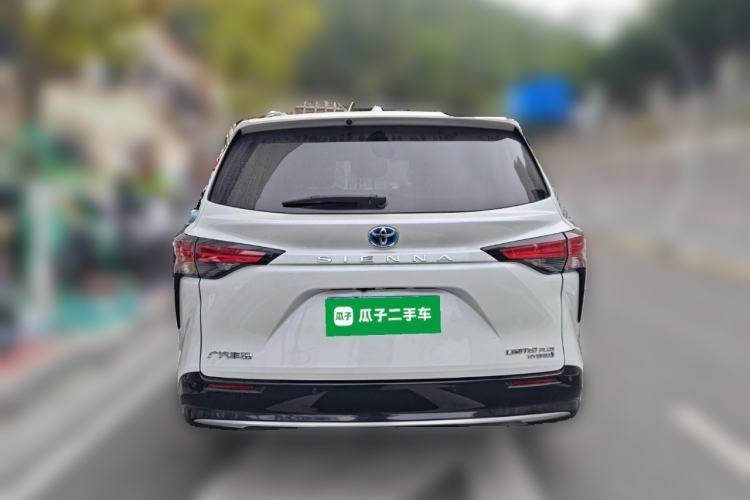 Used Toyota SIENNA 2023 2.5L Hybrid Ultimate Edition Rear