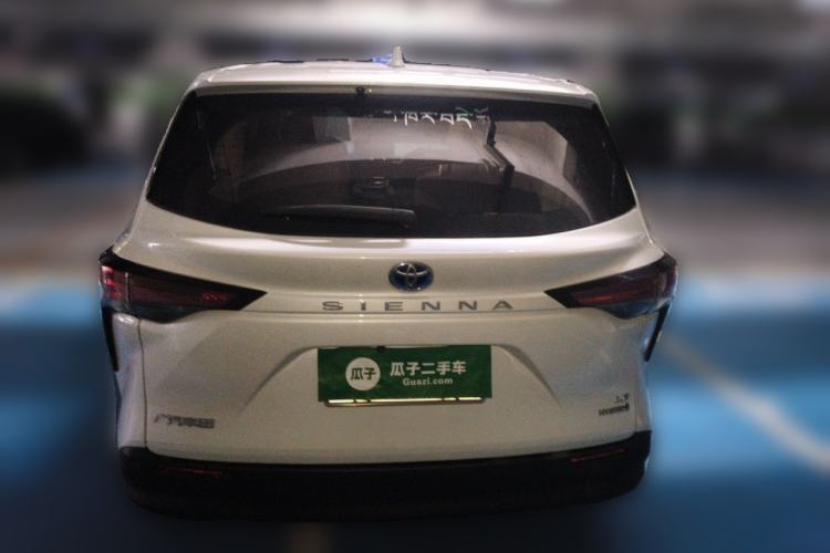Used Toyota SIENNA 2023 2.5L Hybrid Comfort Edition Rear
