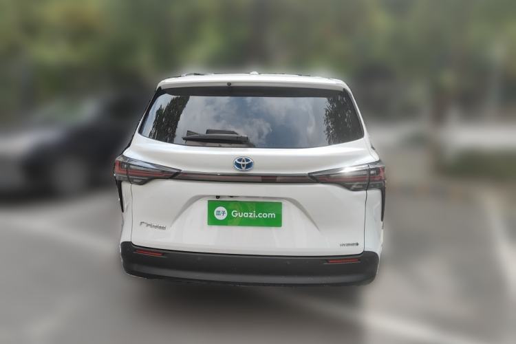 Used Toyota SIENNA 2023 2.5L Hybrid Comfort Edition Rear