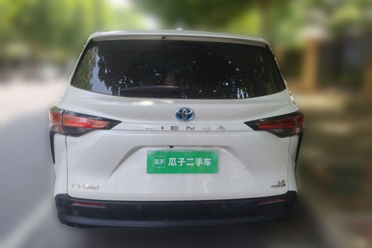 Used Toyota SIENNA 2023 2.5L Hybrid Comfort Edition Rear