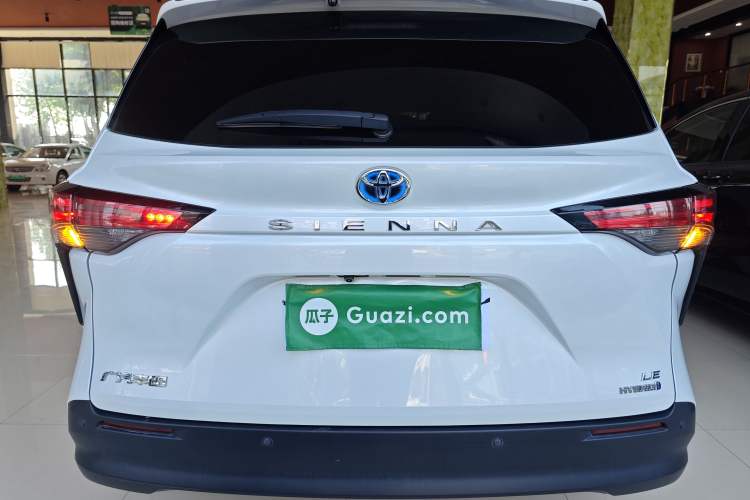 Used Toyota SIENNA 2023 2.5L Hybrid Comfort Edition Rear