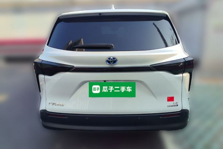 Used Toyota SIENNA 2023 2.5L Hybrid Comfort Edition Rear