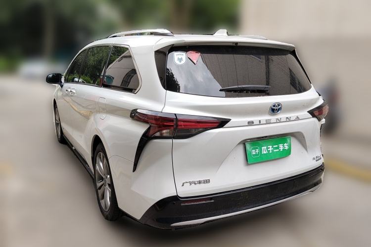 Used Toyota SIENNA 2023 2.5L Hybrid Platinum Edition Rear Left 45 Deg