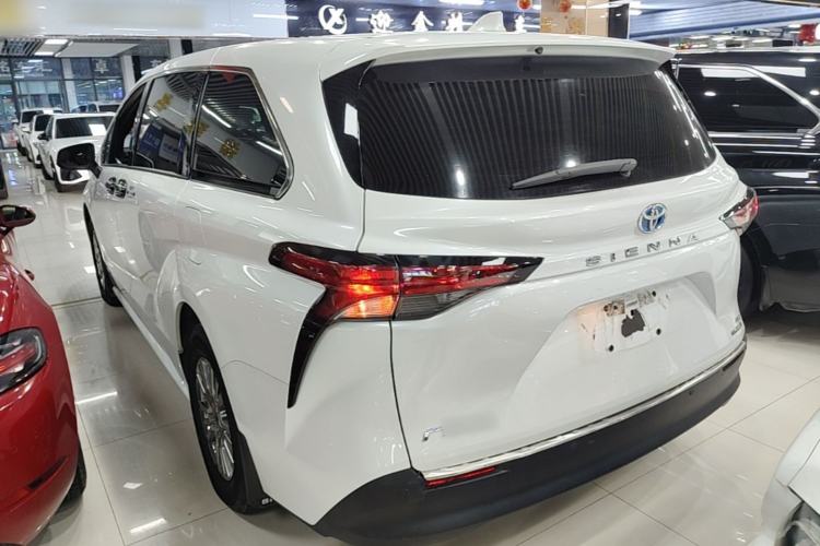 Used Toyota SIENNA 2023 2.5L Hybrid Comfort Edition Rear Left 45 Deg