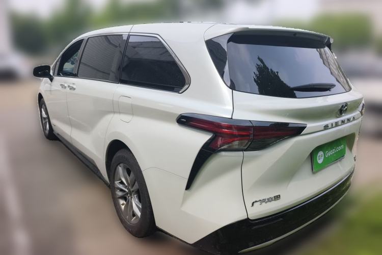 Used Toyota SIENNA 2023 2.5L Hybrid Deluxe Edition Rear Left 45 Deg