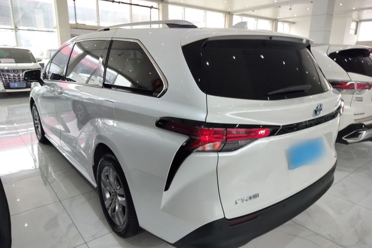Used Toyota SIENNA 2023 2.5L Hybrid Comfort Edition Rear Left 45 Deg