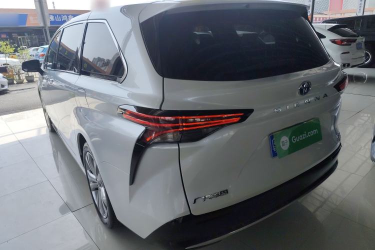 Used Toyota SIENNA 2023 2.5L Hybrid Deluxe Edition Rear Left 45 Deg