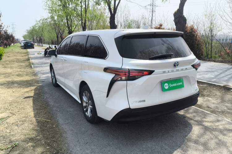 Used Toyota SIENNA 2023 2.5L Hybrid Comfort Edition Rear Left 45 Deg