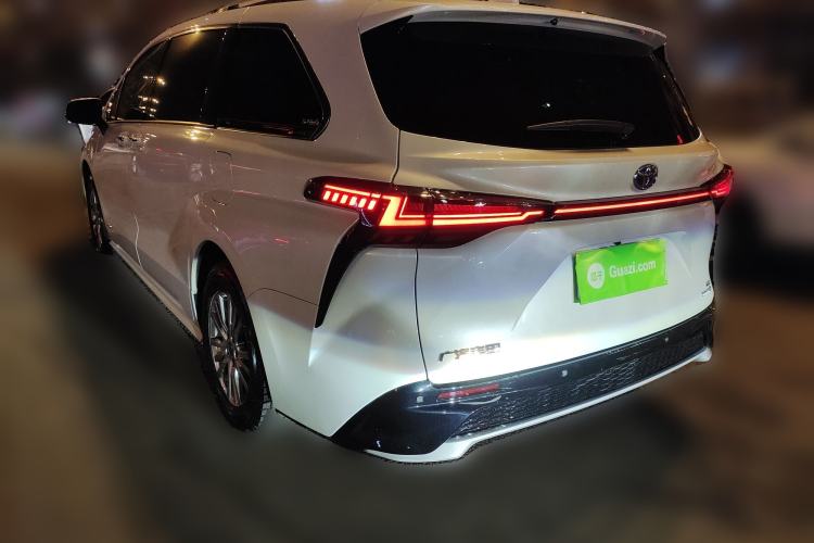 Used Toyota SIENNA 2023 2.5L Hybrid Comfort Edition Rear Left 45 Deg