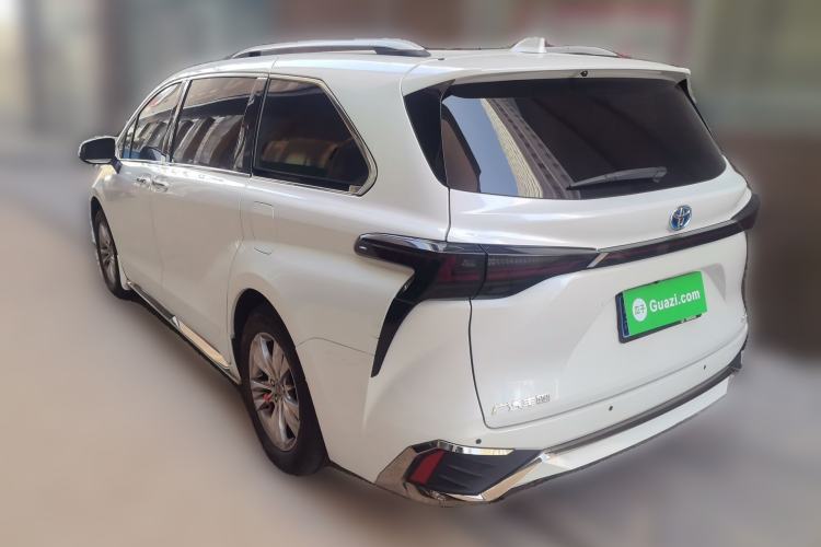 Used Toyota SIENNA 2023 2.5L Hybrid Luxury Welfare Edition Rear Left 45 Deg