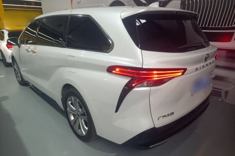 Used Toyota SIENNA 2023 2.5L Hybrid Deluxe Edition Rear Left 45 Deg
