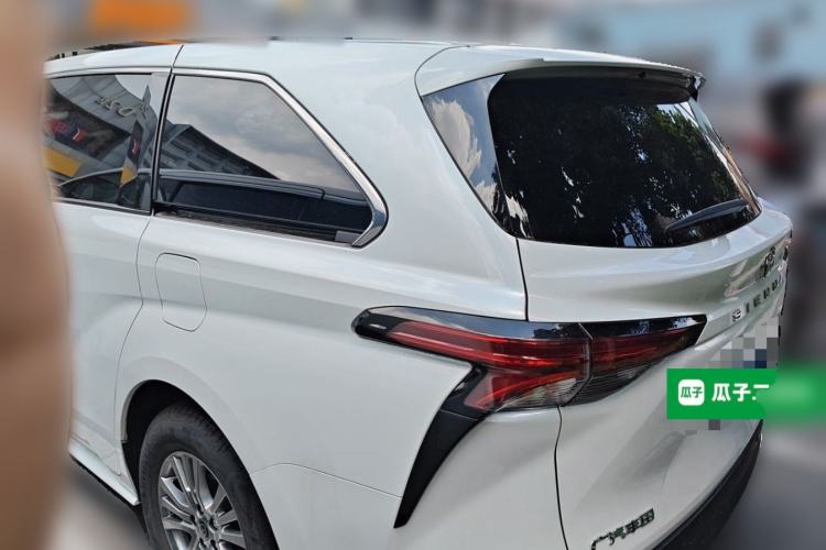 Used Toyota SIENNA 2023 2.5L Hybrid Comfort Edition Rear Left 45 Deg