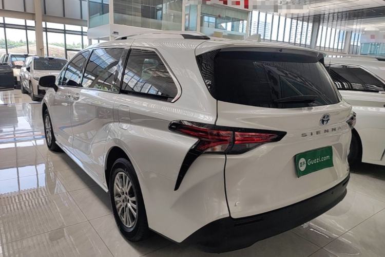 Used Toyota SIENNA 2023 2.5L Hybrid Comfort Edition Rear Left 45 Deg