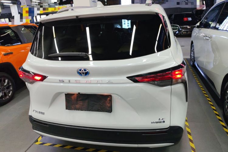 Used Toyota SIENNA 2023 2.5L Hybrid Comfort Edition Rear
