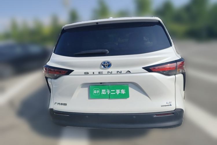 Used Toyota SIENNA 2023 2.5L Hybrid Comfort Edition Rear
