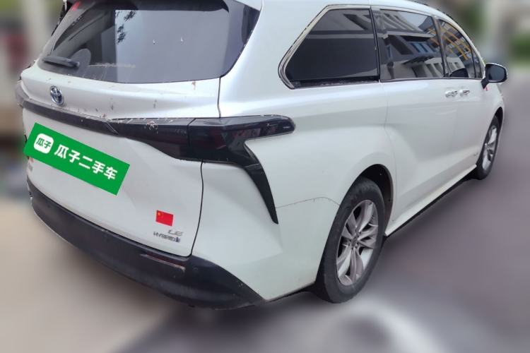 Used Toyota SIENNA 2023 2.5L Hybrid Comfort Edition Rear Right 45 Deg