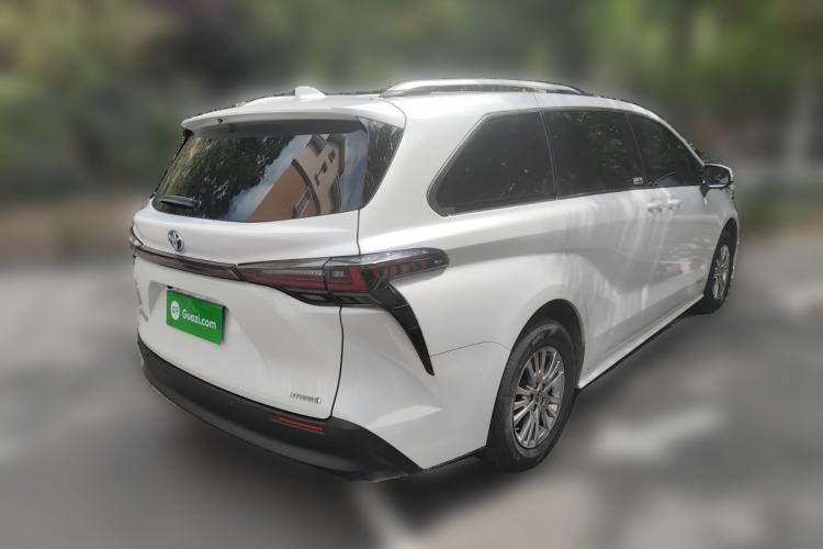 Used Toyota SIENNA 2023 2.5L Hybrid Comfort Edition Rear Right 45 Deg