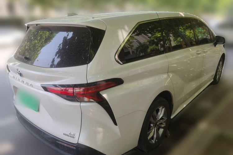 Used Toyota SIENNA 2023 2.5L Hybrid Comfort Edition Rear Right 45 Deg
