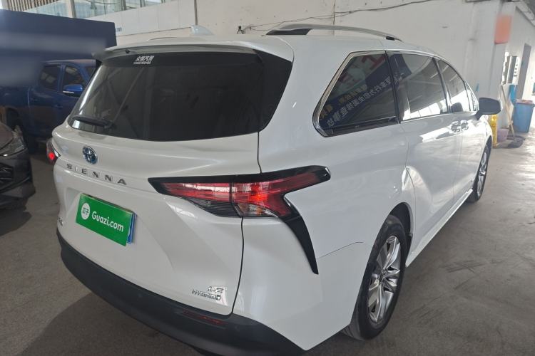 Used Toyota SIENNA 2023 2.5L Hybrid Comfort Edition Rear Right 45 Deg