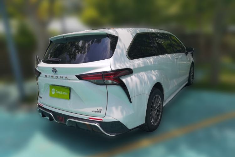 Used Toyota SIENNA 2023 2.5L Hybrid Comfort Edition Rear Right 45 Deg