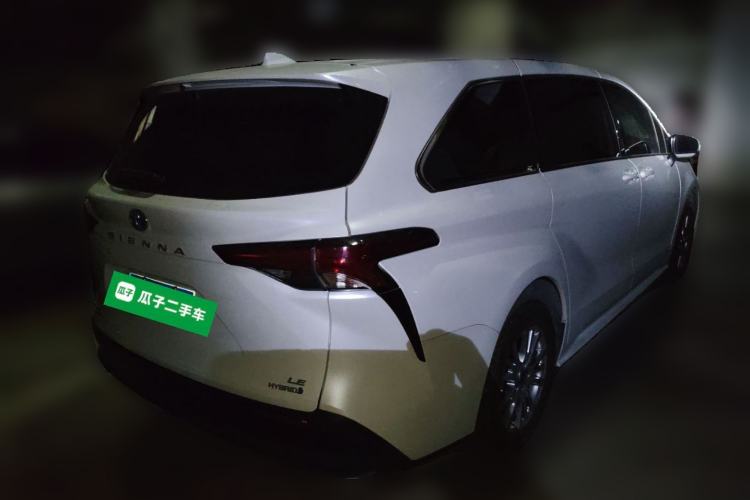 Used Toyota SIENNA 2023 2.5L Hybrid Comfort Edition Rear Right 45 Deg