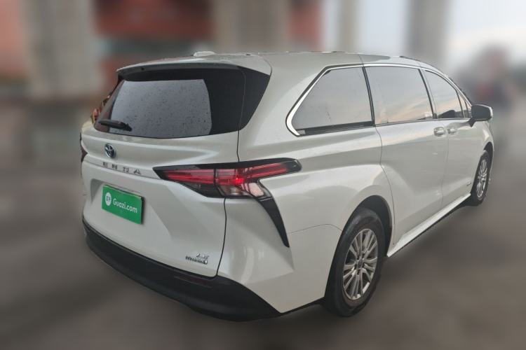 Used Toyota SIENNA 2023 2.5L Hybrid Comfort Edition Rear Right 45 Deg