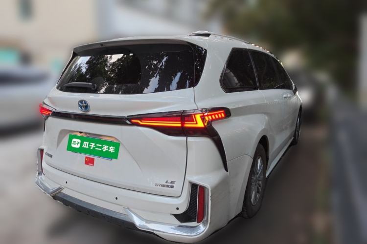 Used Toyota SIENNA 2023 2.5L Hybrid Comfort Edition Rear Right 45 Deg