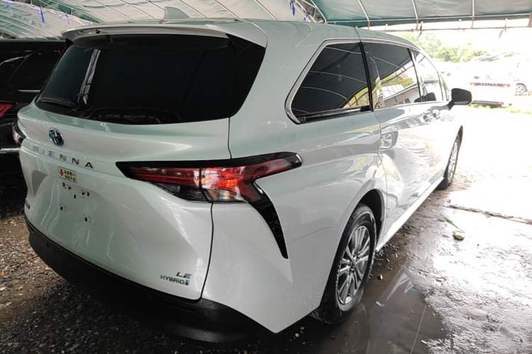 Used Toyota SIENNA 2023 2.5L Hybrid Comfort Edition Rear Right 45 Deg
