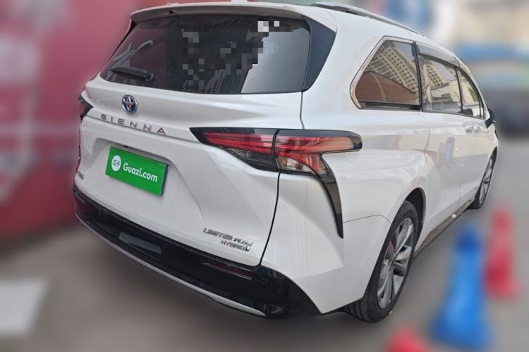 Used Toyota SIENNA 2023 2.5L Hybrid Ultimate Edition Rear Right 45 Deg