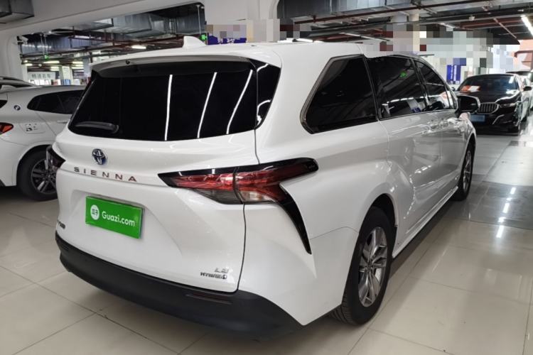 Used Toyota SIENNA 2023 2.5L Hybrid Comfort Edition Rear Right 45 Deg