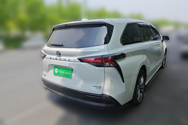 Used Toyota SIENNA 2023 2.5L Hybrid Comfort Edition Rear Right 45 Deg