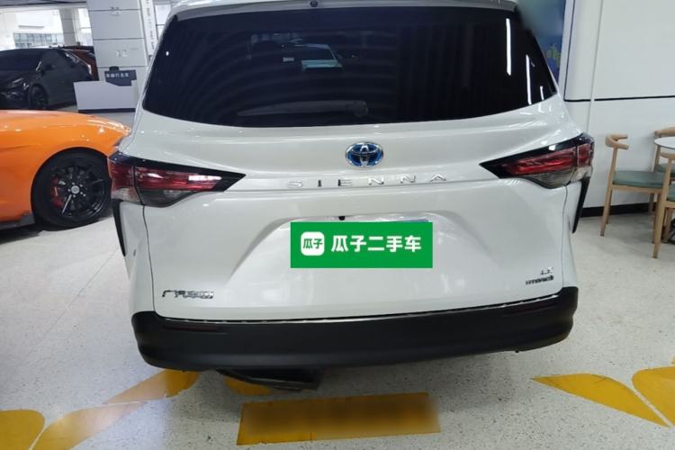 Used Toyota SIENNA 2023 2.5L Hybrid Comfort Edition Rear